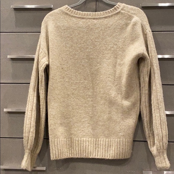 Max Studio Women’s Sweater Size XS - Picture 2 of 4